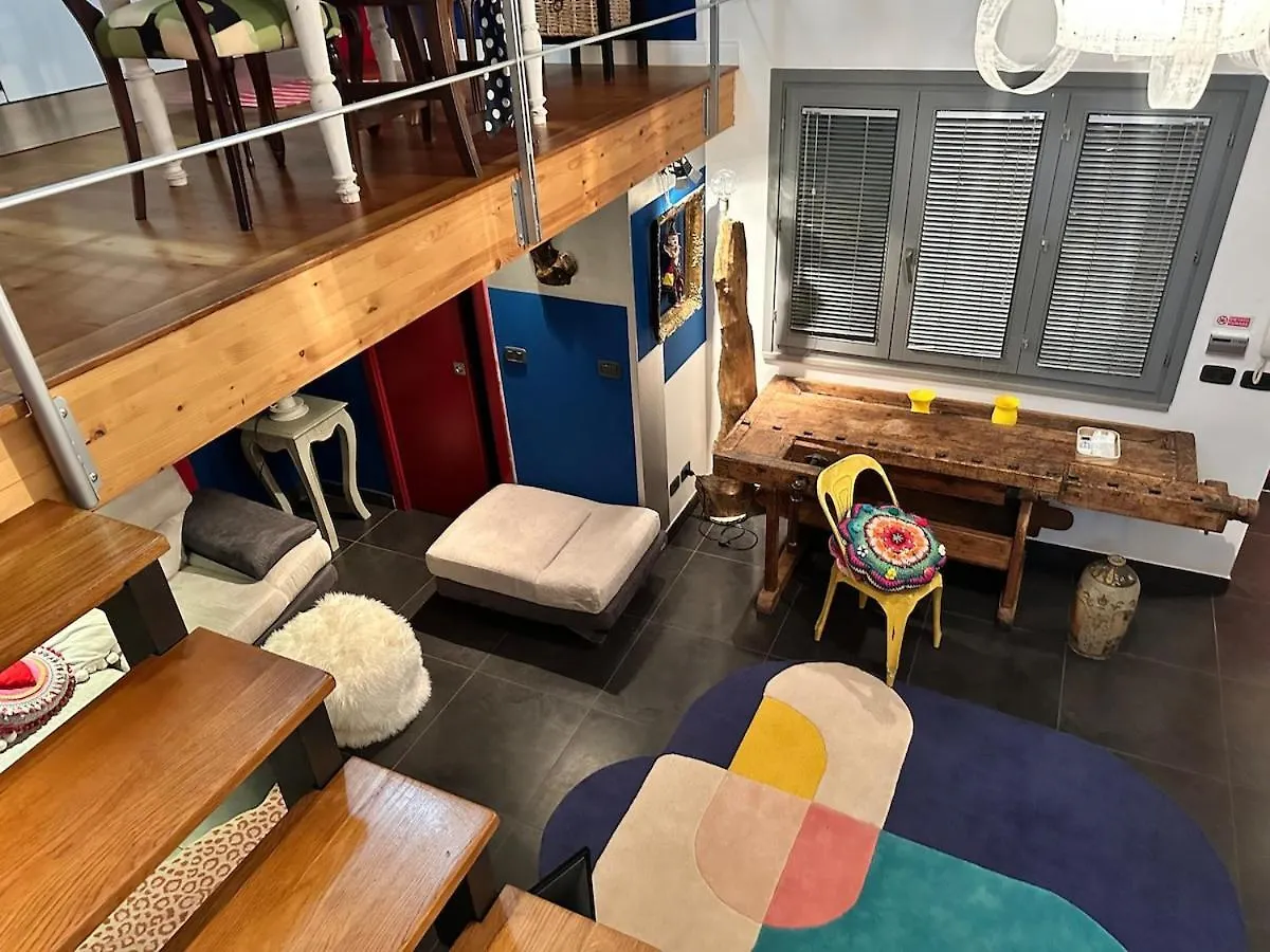 アパート グロッセートA Casa Di Emmaアパートメント イタリア